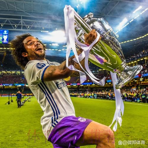 马塞洛：我还能再踢几年 但未来我想回皇马